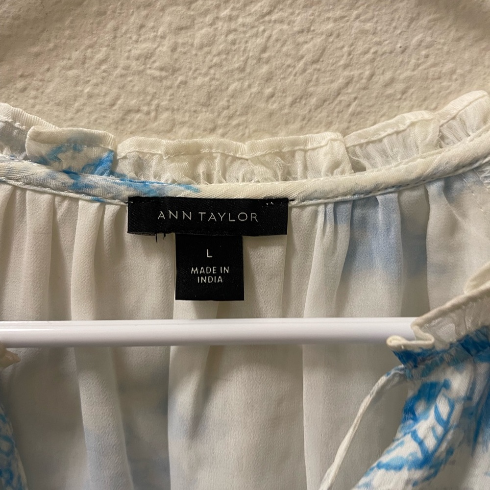 Ann Taylor White Blouse with Blue Print - Picture 2 of 3